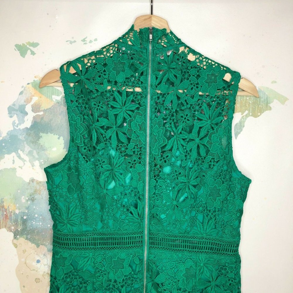Bardot Size 8 Dress Lace Sheath High Neckline - Picture 7 of 11